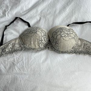 Victorias Secret Bra